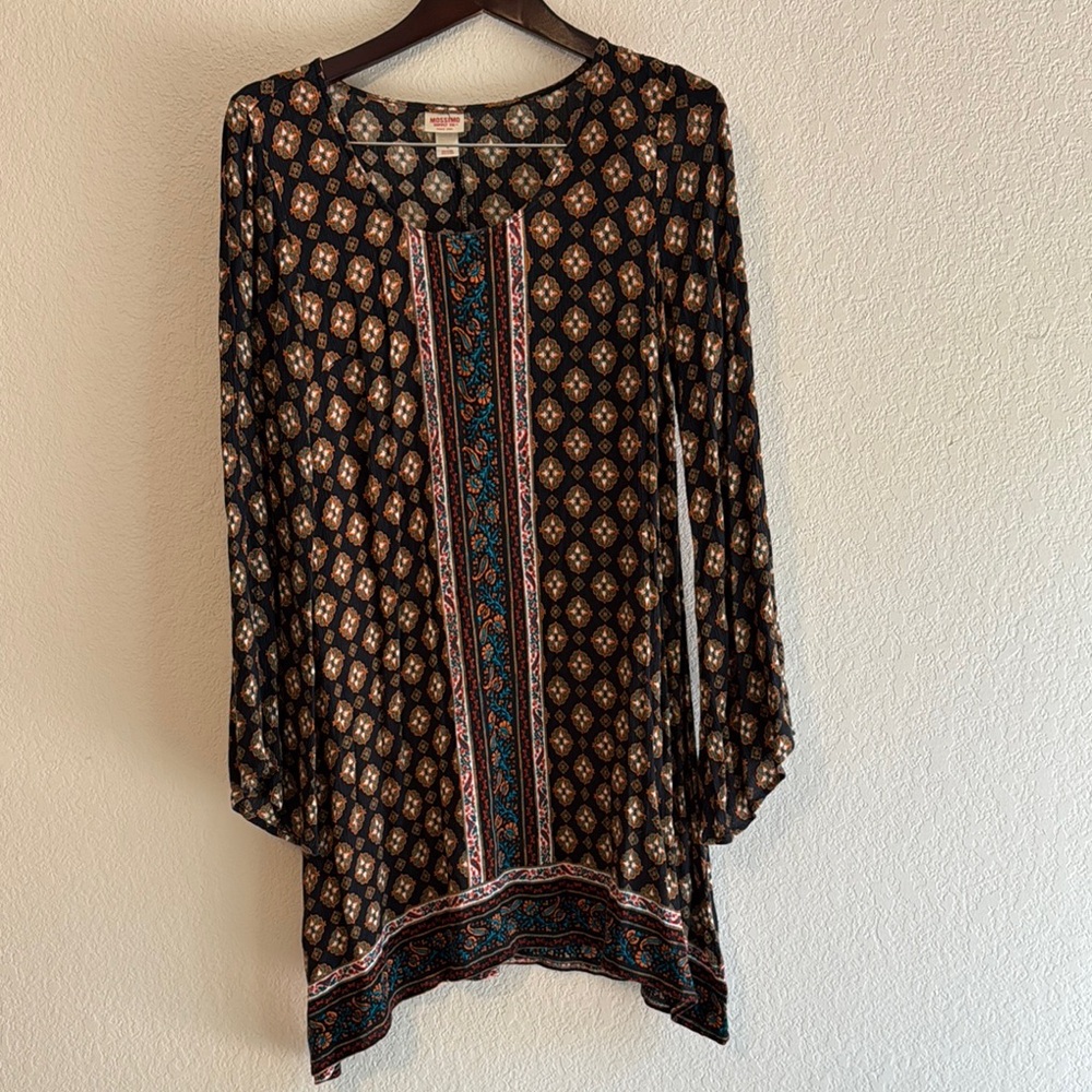 Mossimo Supply Co Black and Brown Long Sleeve Tunic